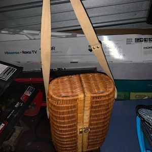 Wicker basket bag